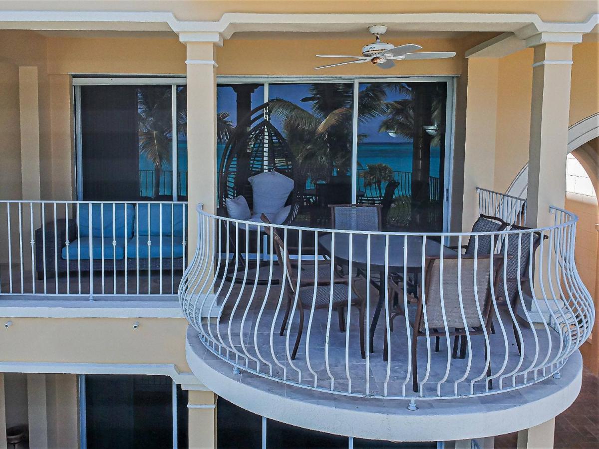 Villa Renaissance Unit 205 Grace Bay Beach מראה חיצוני תמונה
